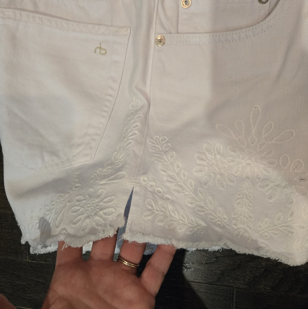 rag & bone White Embroidered Justine Jean Shorts - Distressed Denim - SZ 29 - Picture 9 of 12